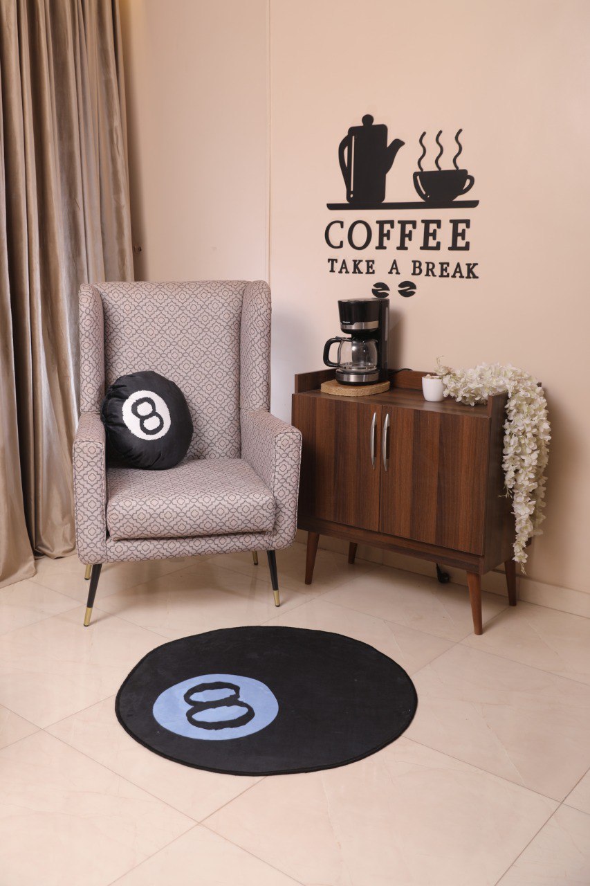 8 Ball - Bundle 1