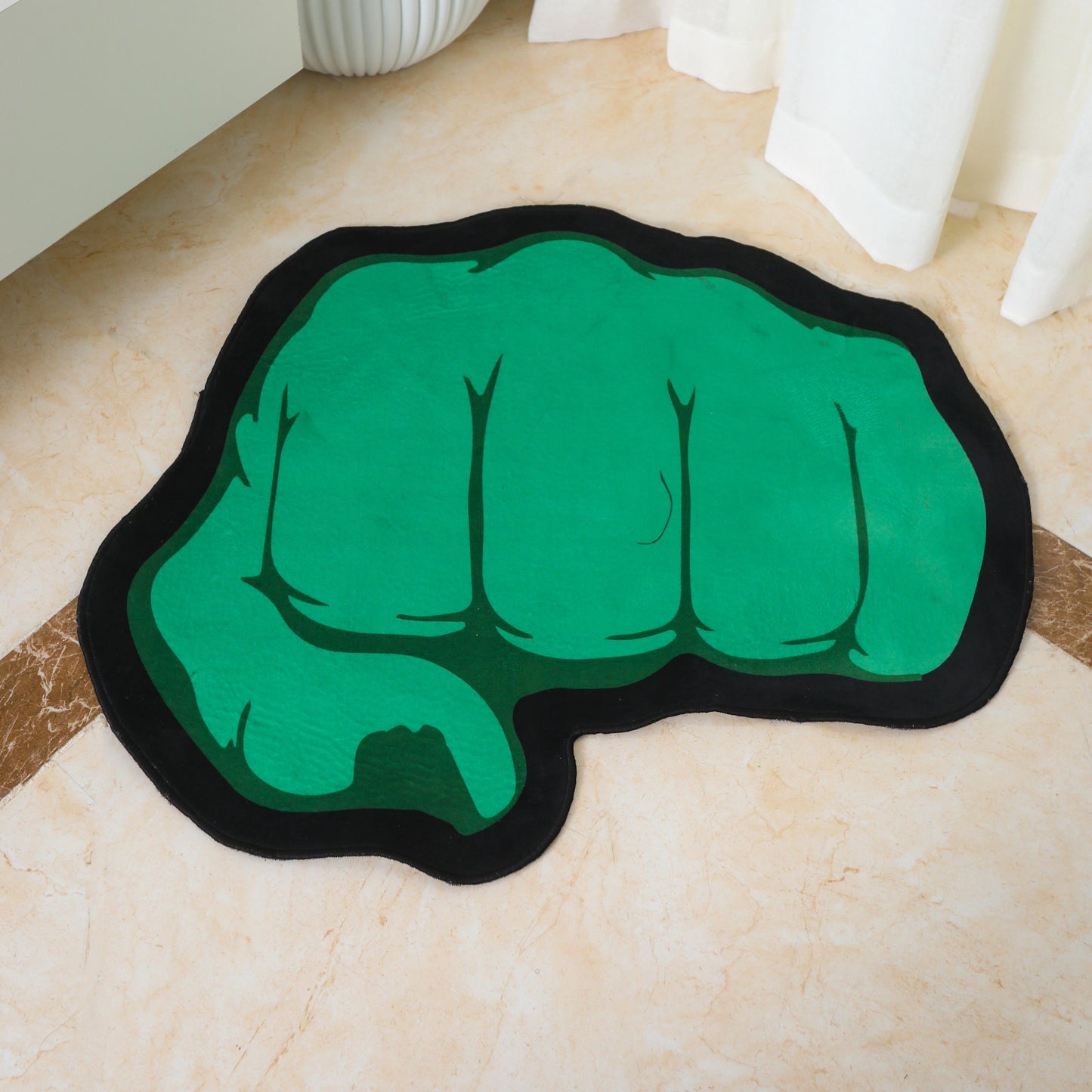 Hulk hand