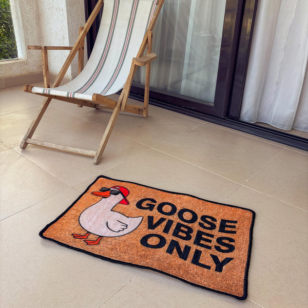 GOOSE VIBES ONLY Mat